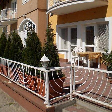 Tarr Apartmanok, Tímea Haus Keszthely Exterior foto