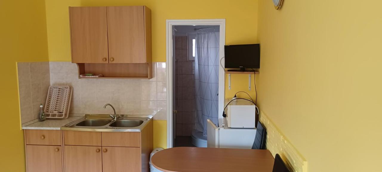Tarr Apartmanok, Tímea Haus Keszthely Exterior foto