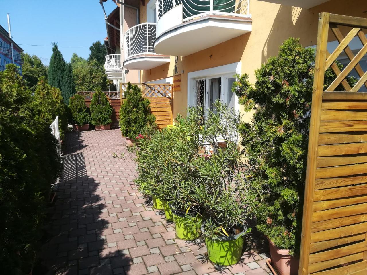 Tarr Apartmanok, Tímea Haus Keszthely Exterior foto